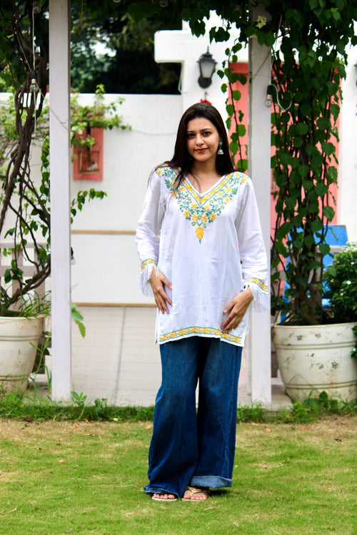 Riwaaz chikankari kurti