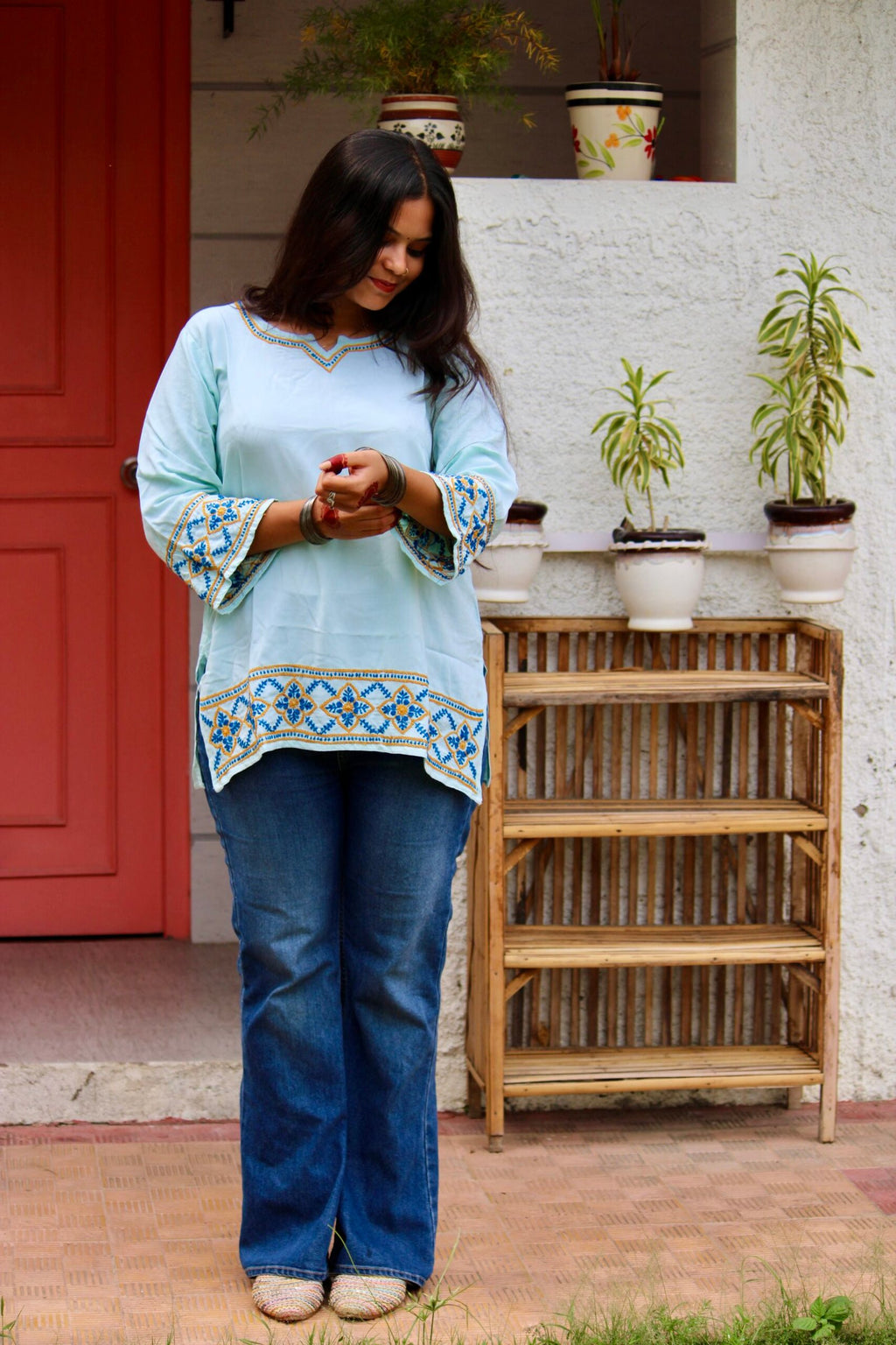 Nazrana backless short kurti