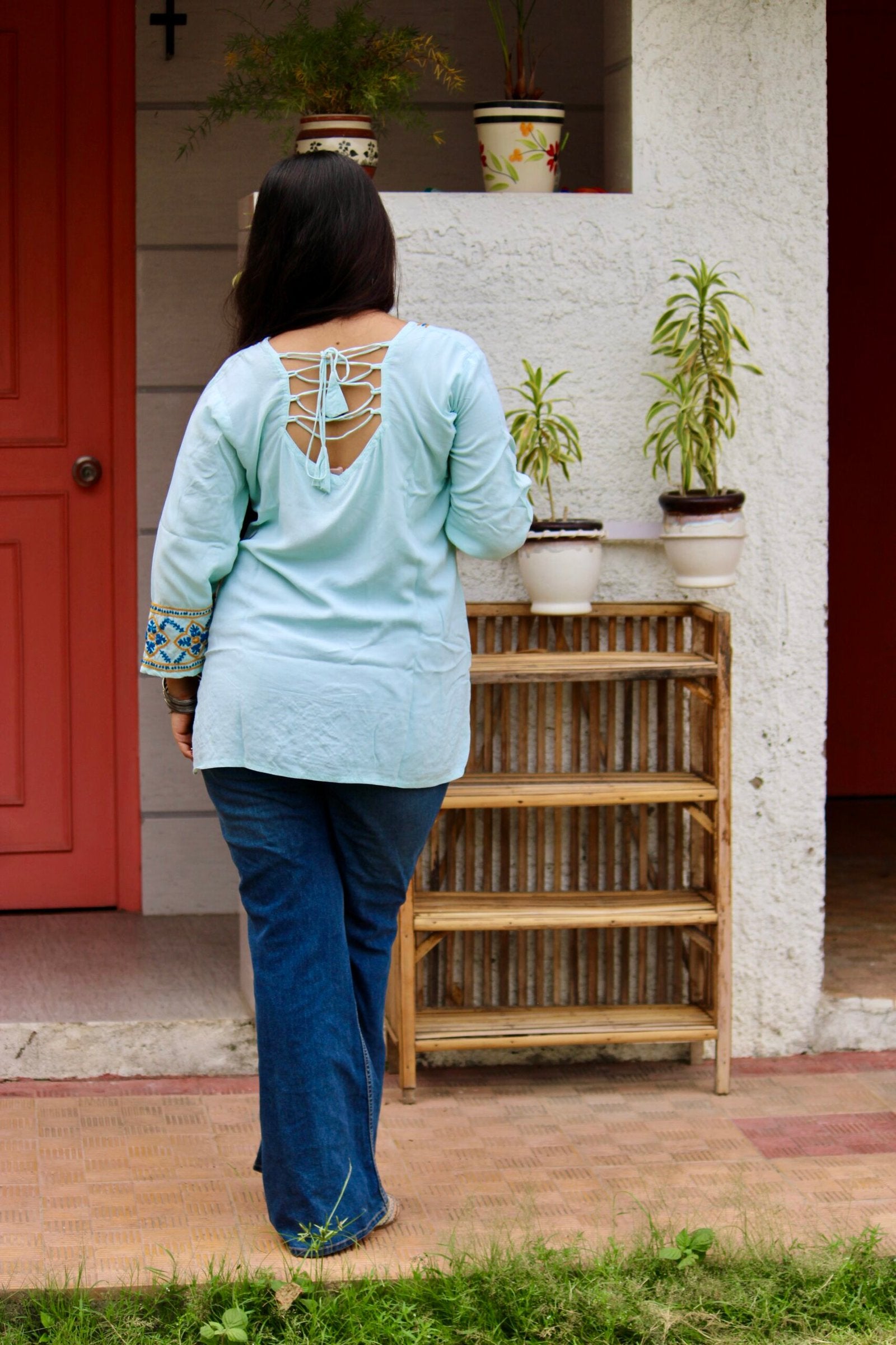 Nazrana backless short kurti