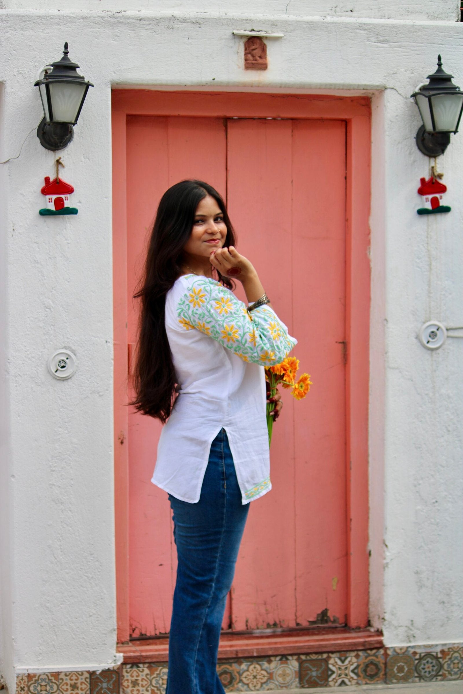 Nazrana sunflower chik kurti