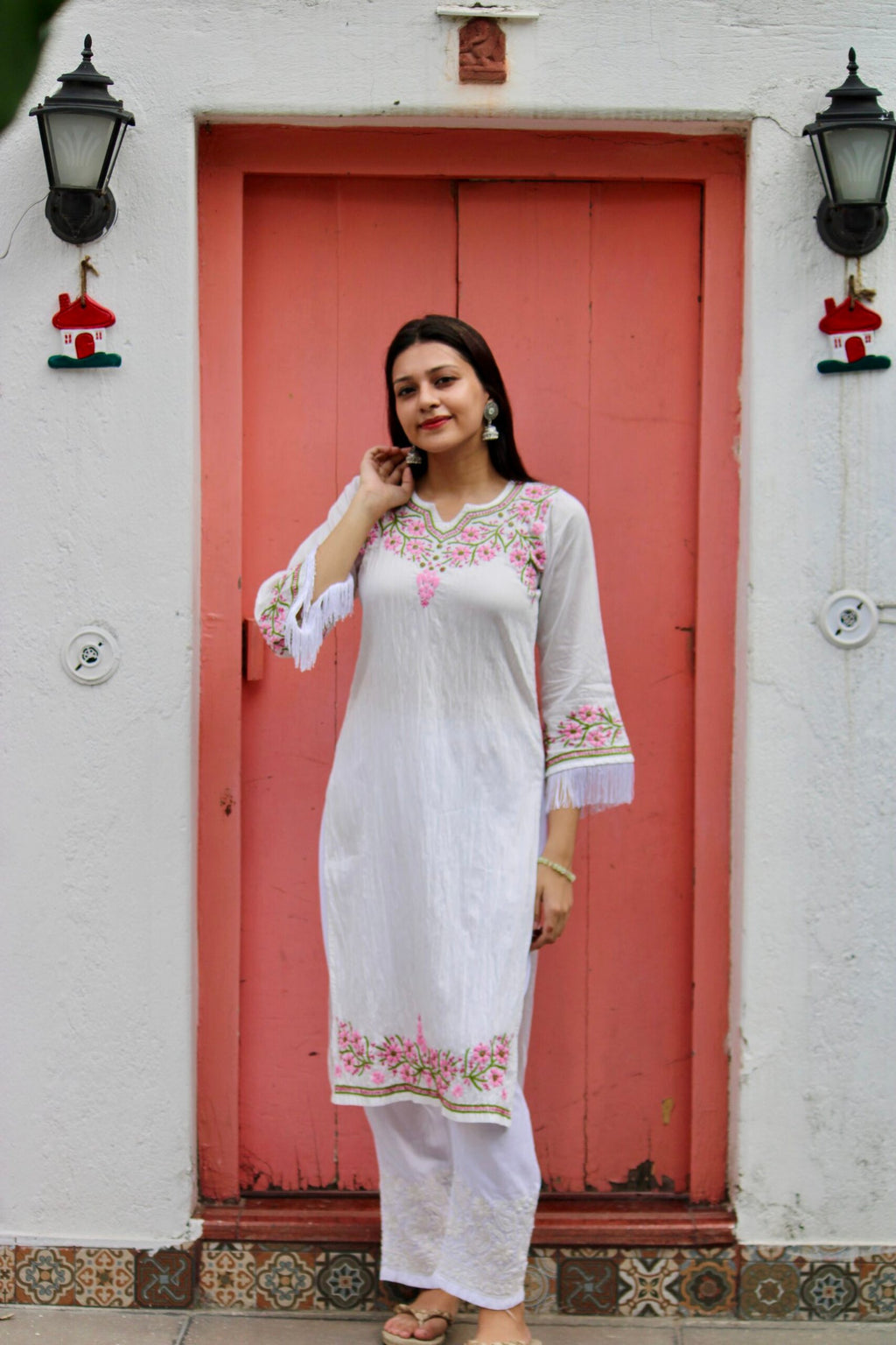 Fitoor white chikankari long kurti