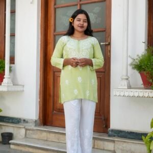 Handcrafted chikankati short top