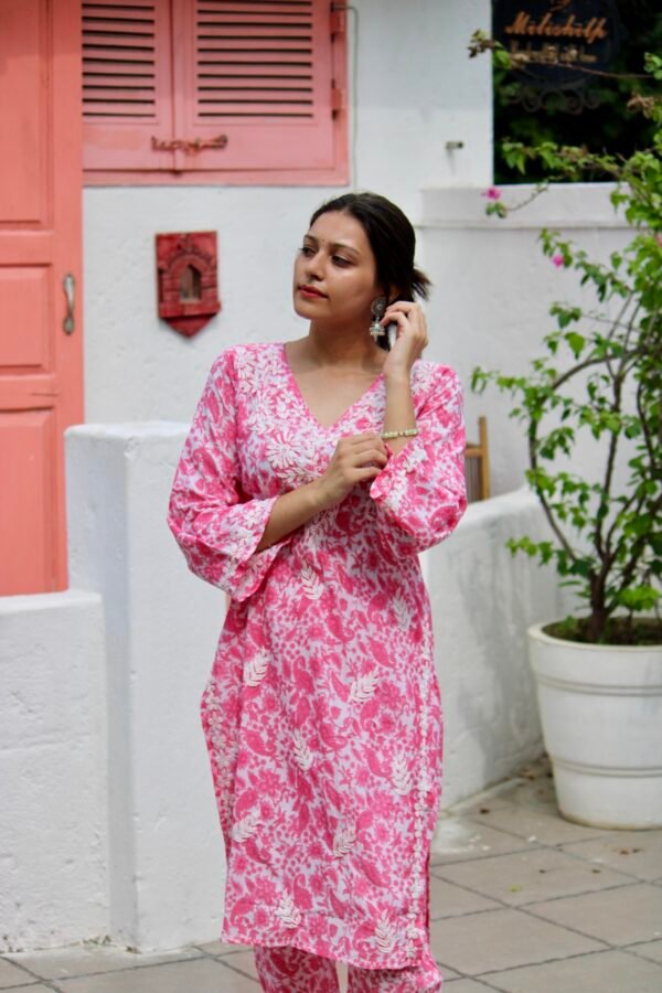 Roohani floral chikankari printed co-ord set - Image 3